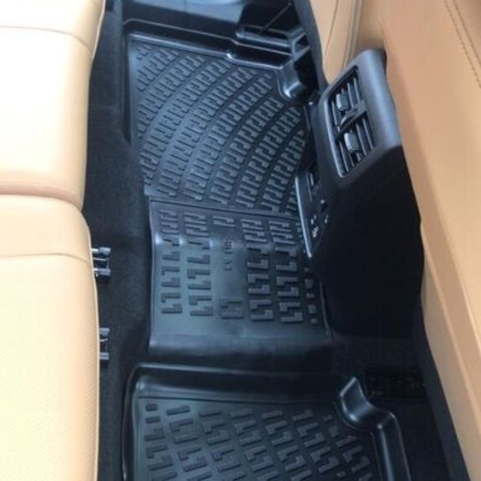 Гумени стелки RizLine съвместими с Nissan X-Trail IV e-POWER (2022+)